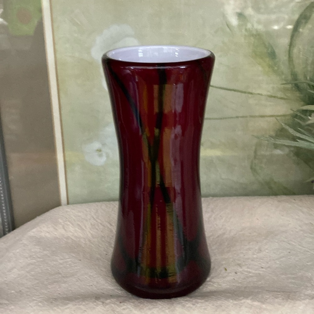 Hand Blown Cased Art Glass Vase 6.25” Red Crimson Black Swirl Designs Bud Floral